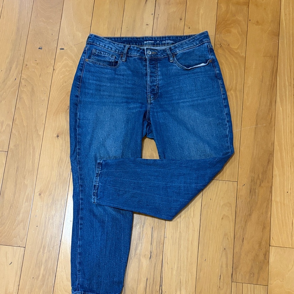Old Navy Women's High Rise Jeans in Dark Blue